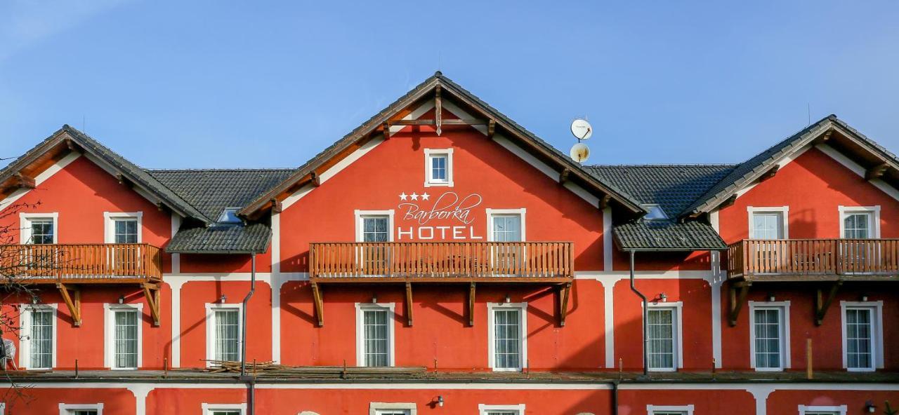 Hotel Barborka เชดนีวีตอน ภายนอก รูปภาพ